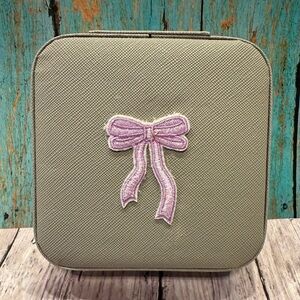 Gray Jewelry Box with Pink/Purple Bow